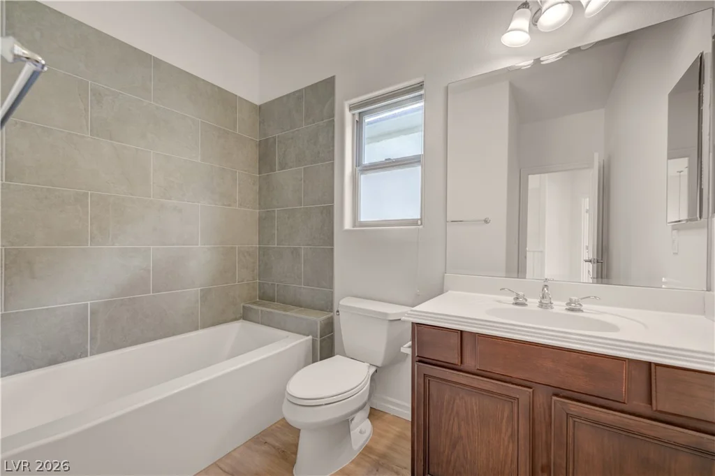 9240 Worsley Park, Las Vegas, NV 89145