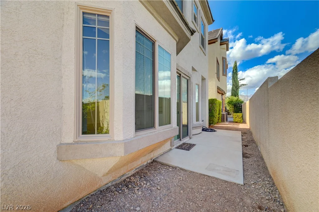 9240 Worsley Park, Las Vegas, NV 89145
