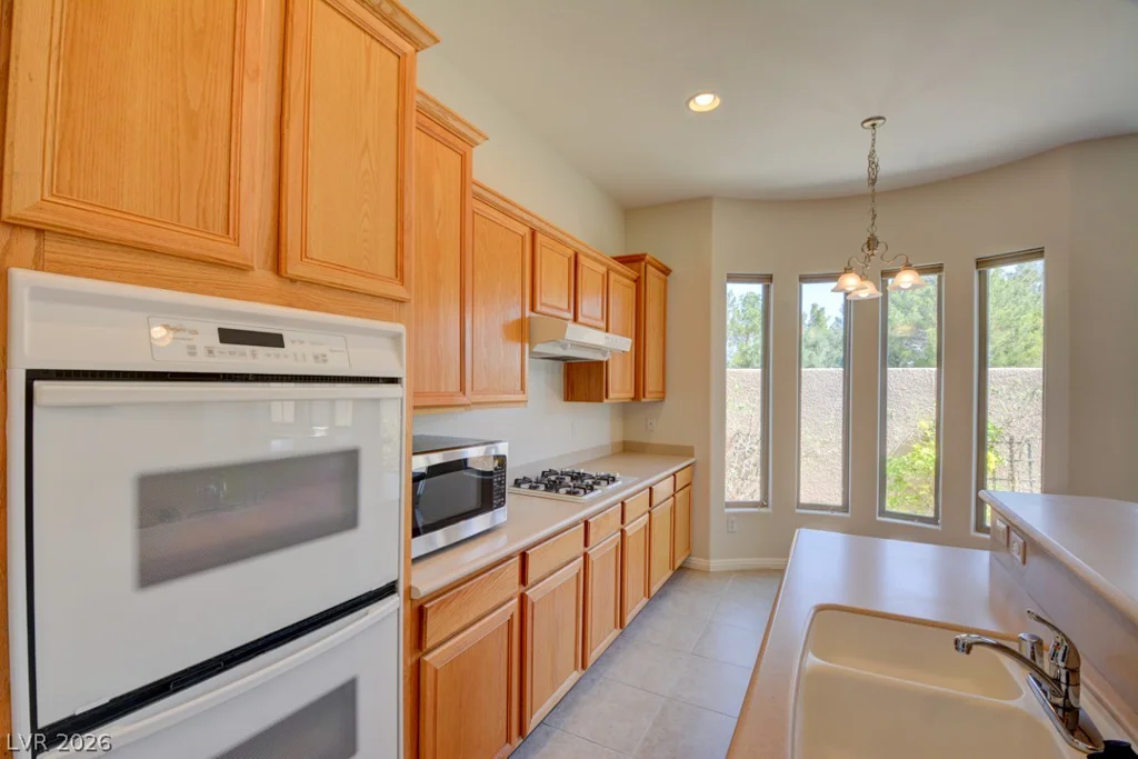 9240 Worsley Park, Las Vegas, NV 89145