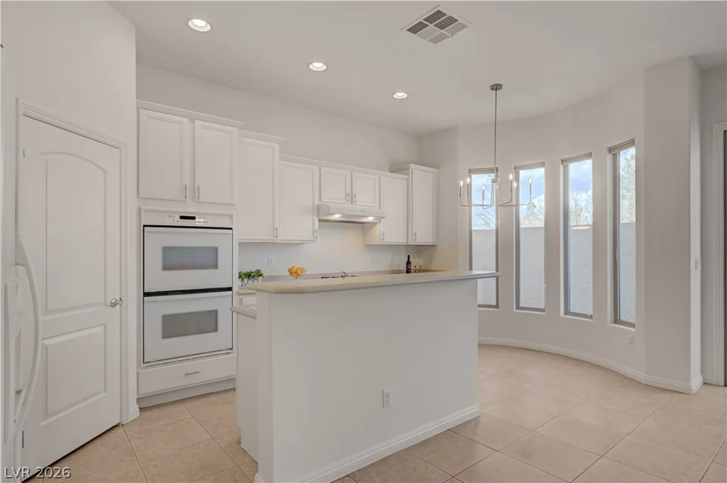 9240 Worsley Park, Las Vegas, NV 89145