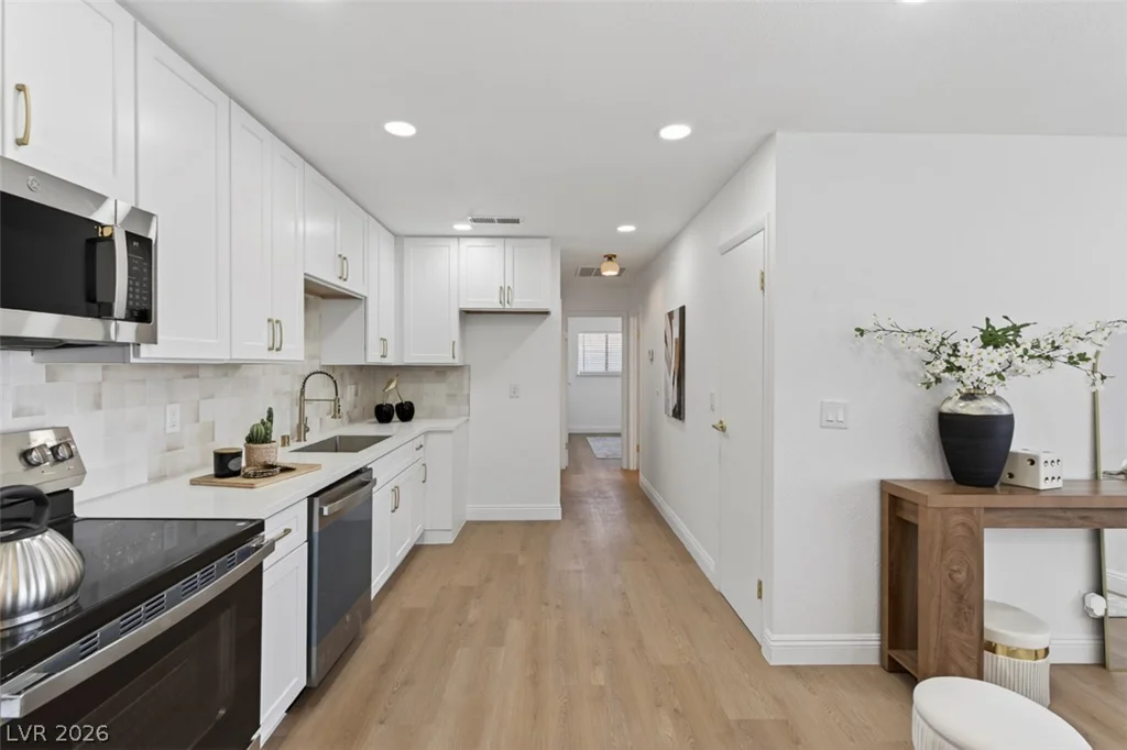1339 Elizabeth, Las Vegas, NV 89119