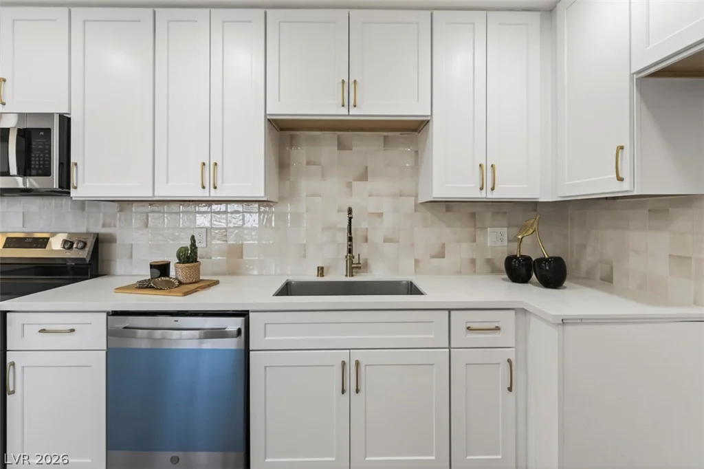 1339 Elizabeth, Las Vegas, NV 89119