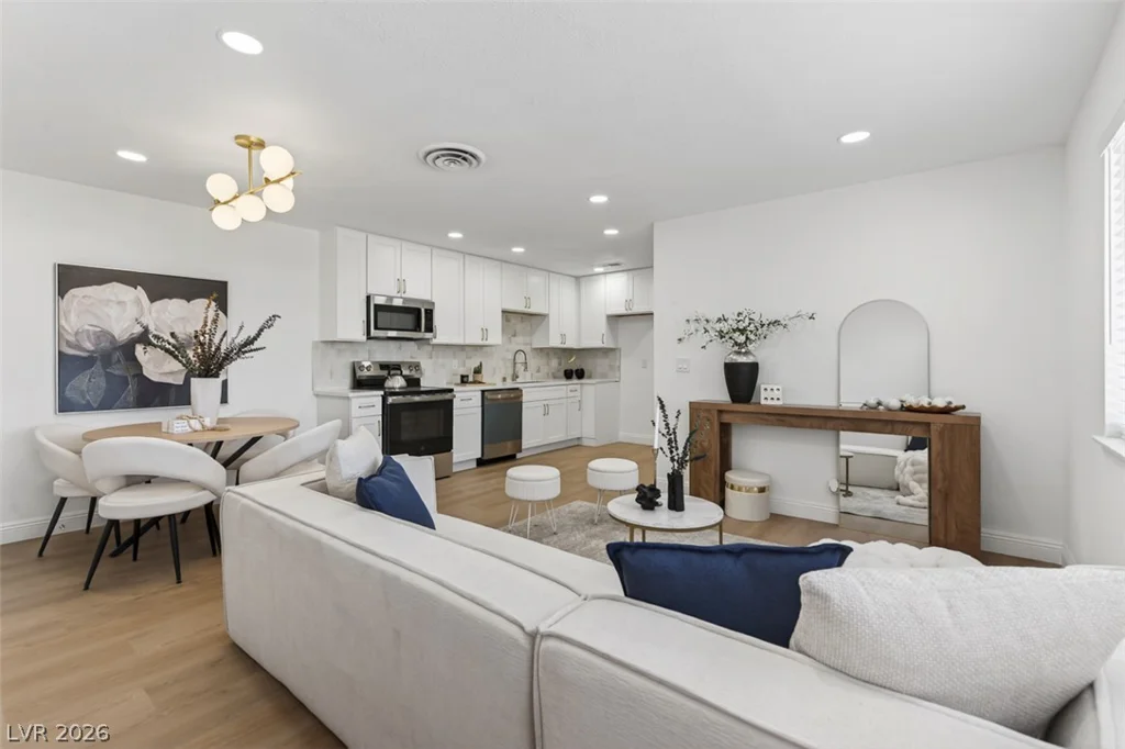 1339 Elizabeth, Las Vegas, NV 89119