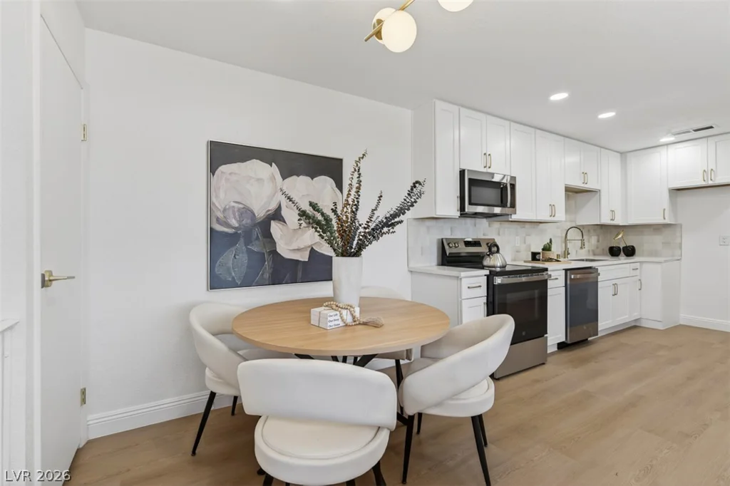 1339 Elizabeth, Las Vegas, NV 89119