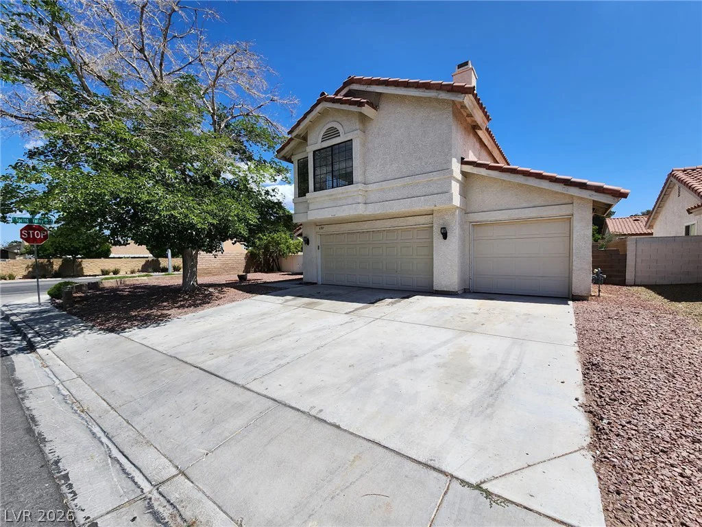 6703 Dominion, Las Vegas, NV 89103