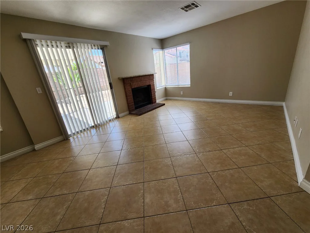 6703 Dominion, Las Vegas, NV 89103