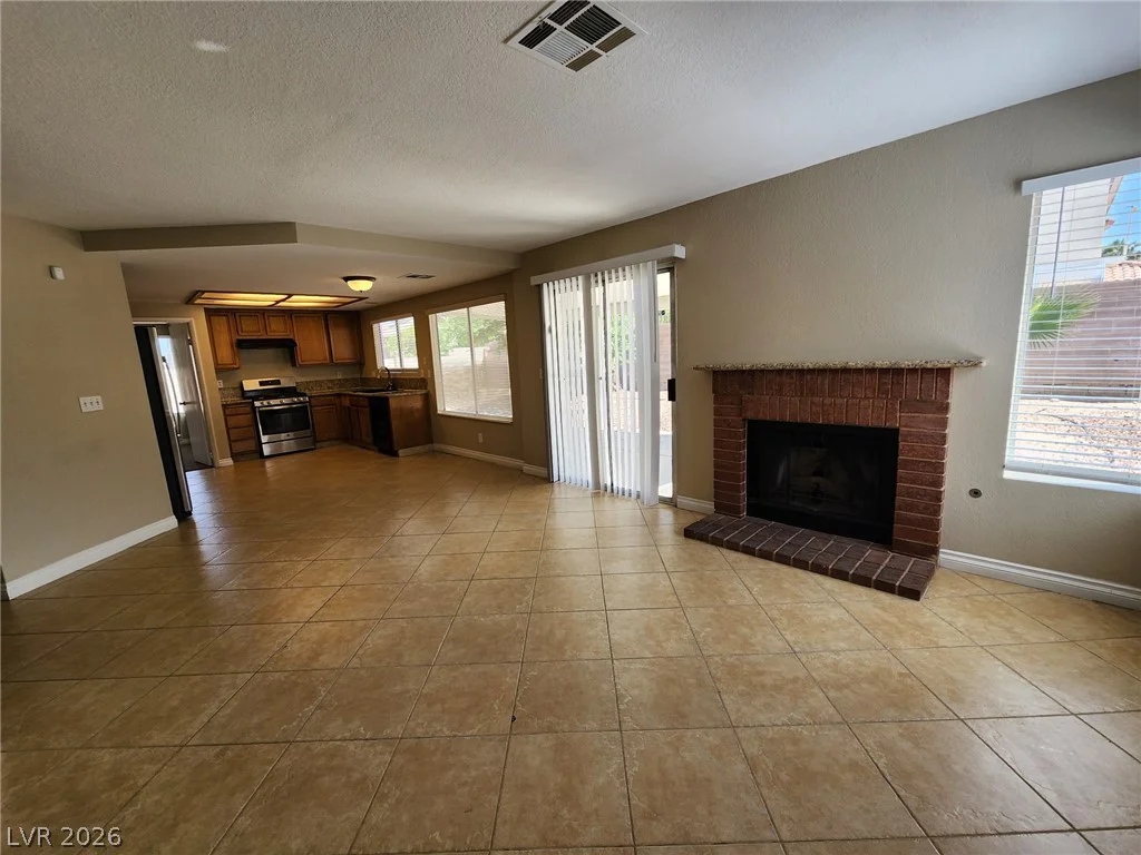 6703 Dominion, Las Vegas, NV 89103