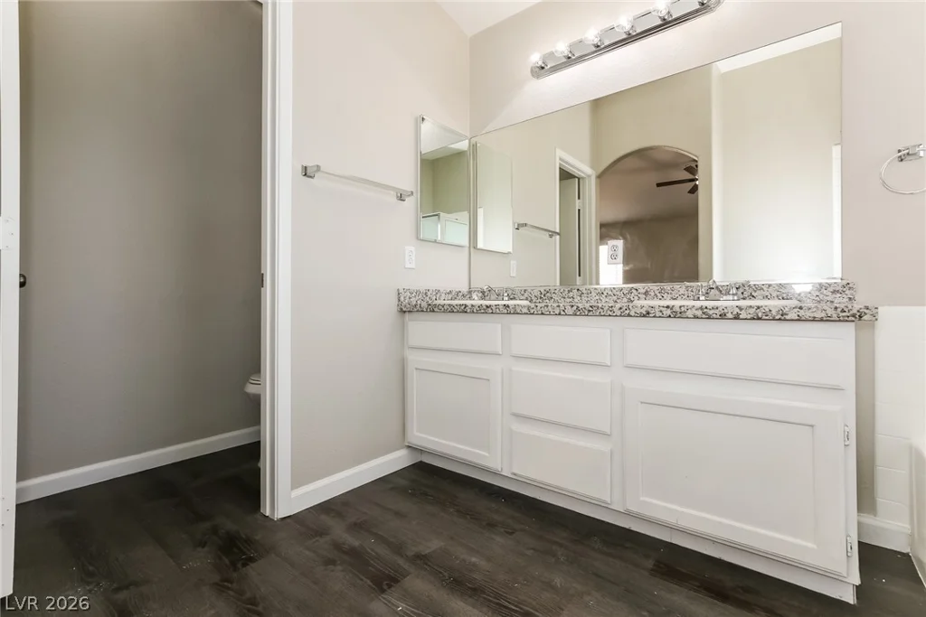 6572 Grand Oaks, Las Vegas, NV 89156