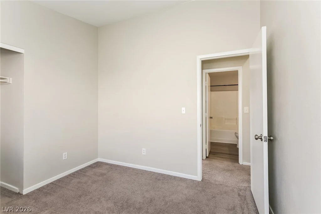 6572 Grand Oaks, Las Vegas, NV 89156