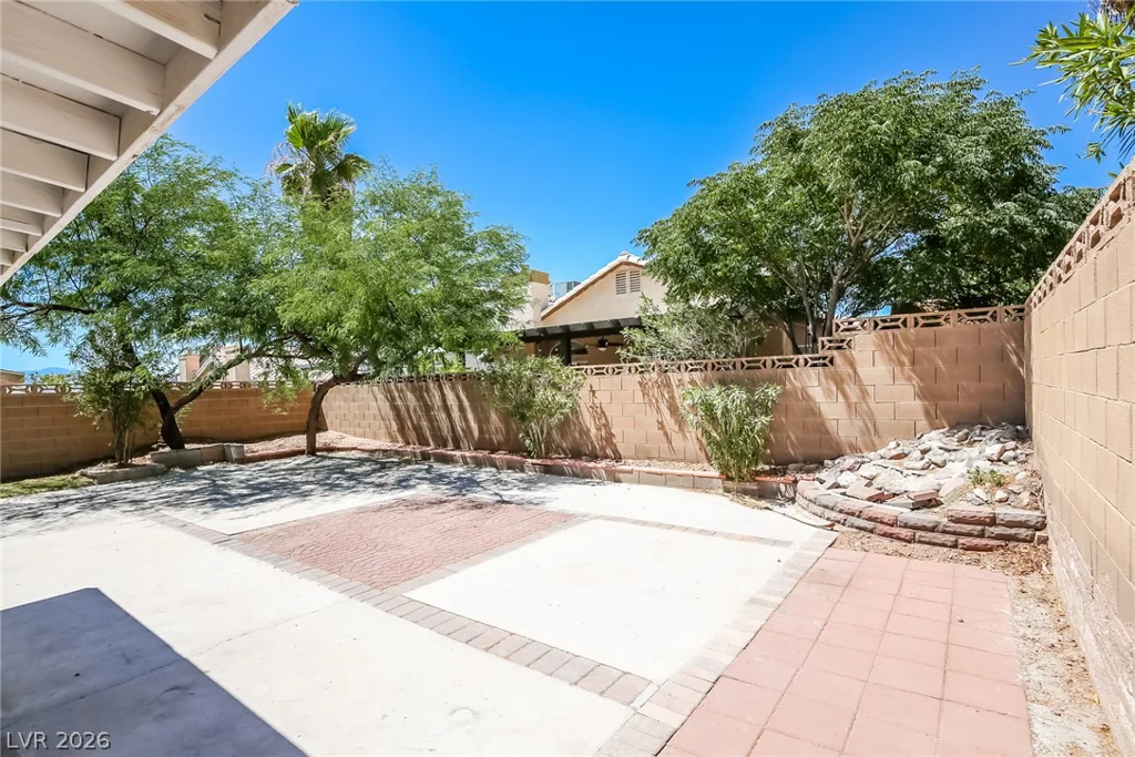 6572 Grand Oaks, Las Vegas, NV 89156
