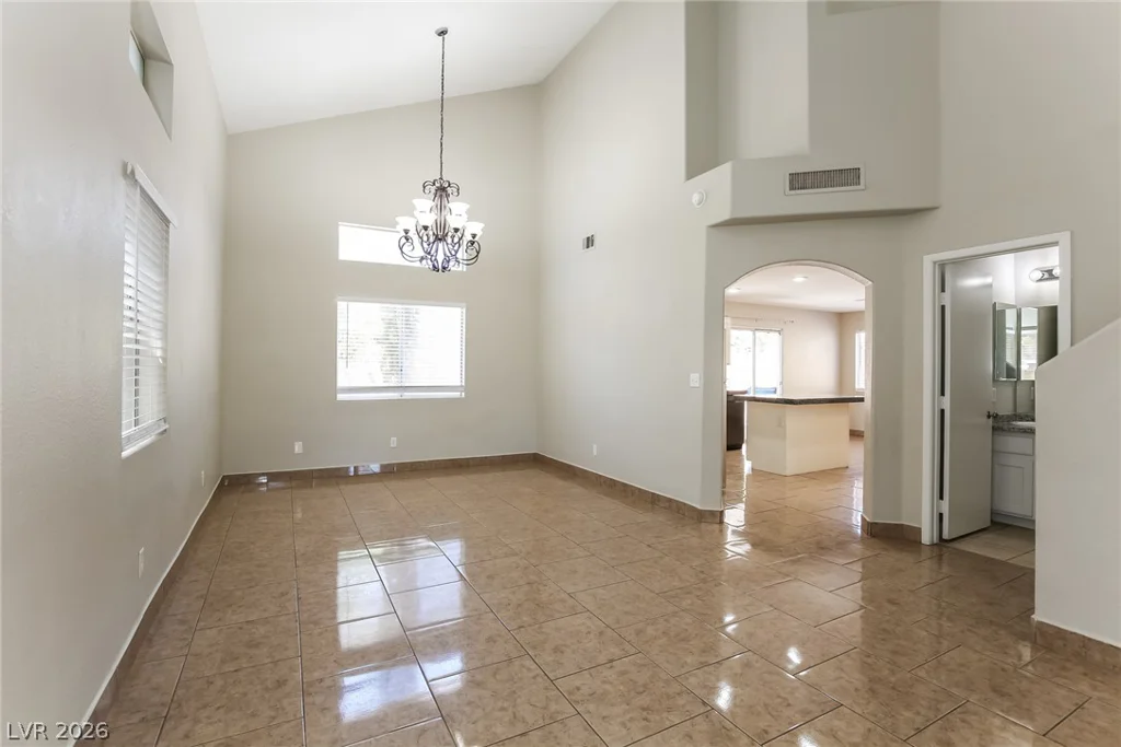 6572 Grand Oaks, Las Vegas, NV 89156