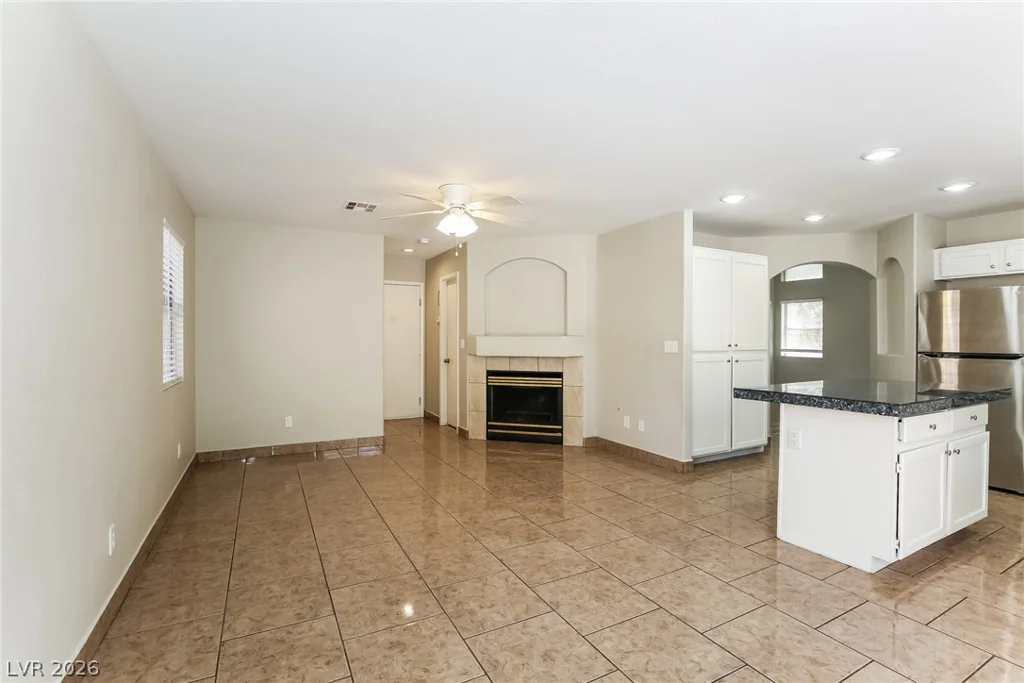 6572 Grand Oaks, Las Vegas, NV 89156