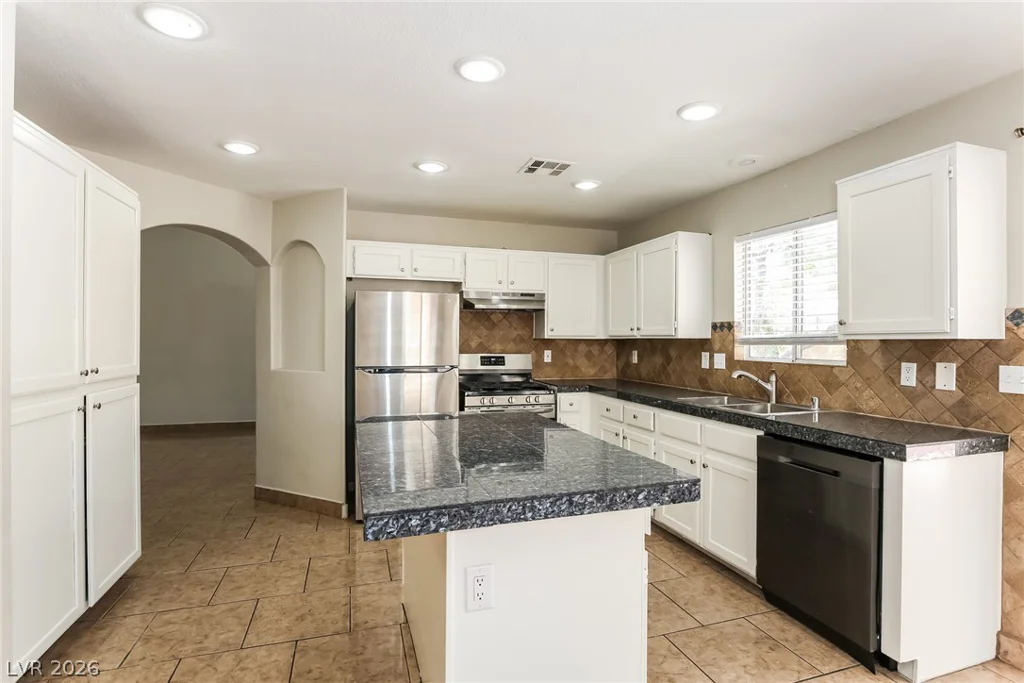 6572 Grand Oaks, Las Vegas, NV 89156