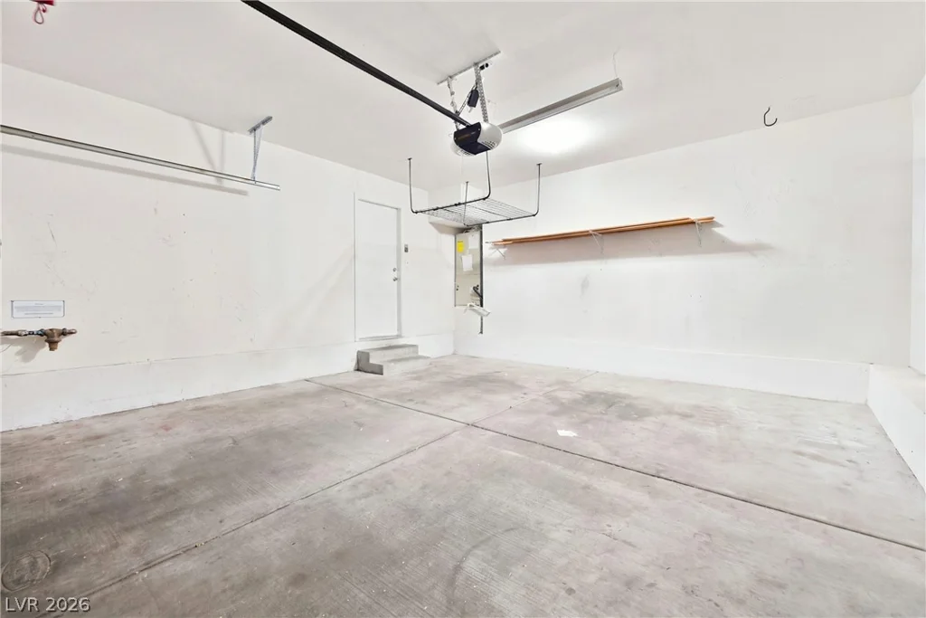 8933 Jamie Lee, Las Vegas, NV 89149