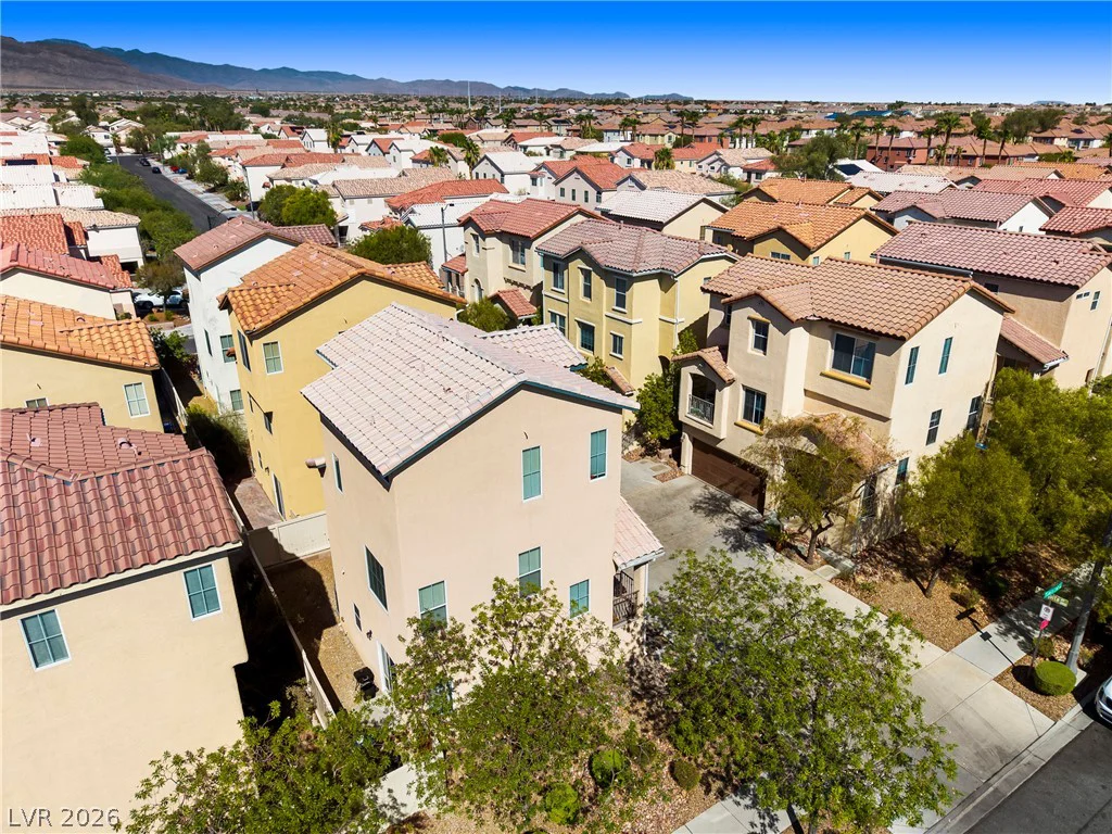 8933 Jamie Lee, Las Vegas, NV 89149