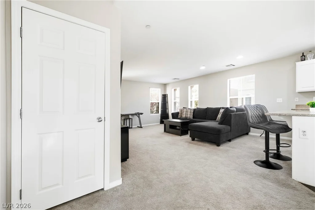 8933 Jamie Lee, Las Vegas, NV 89149