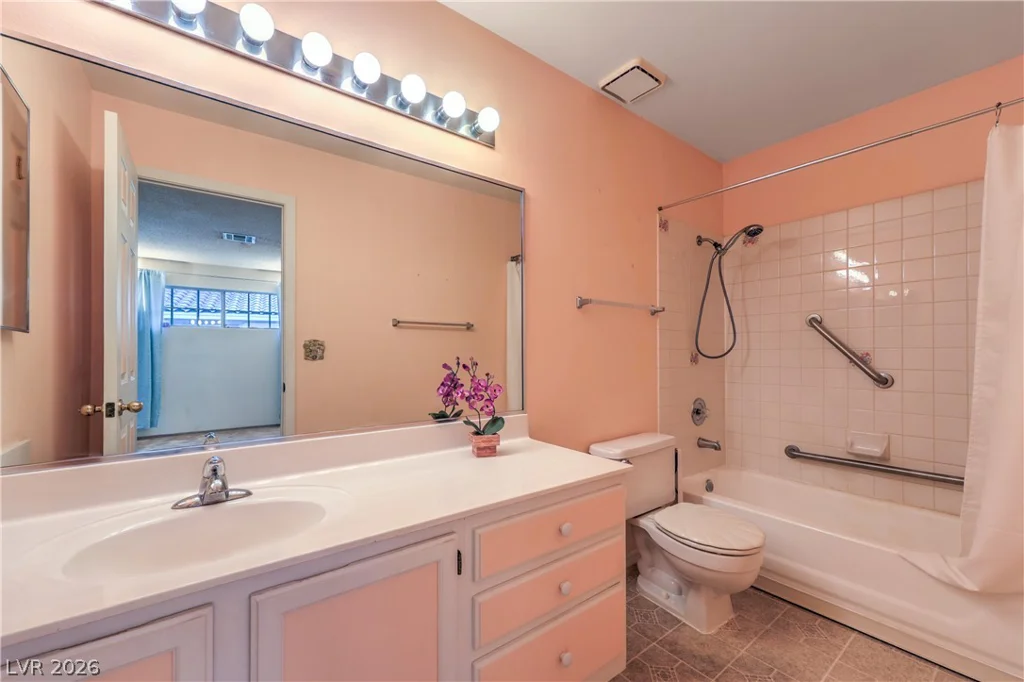 2041 Willowbury, Las Vegas, NV 89108