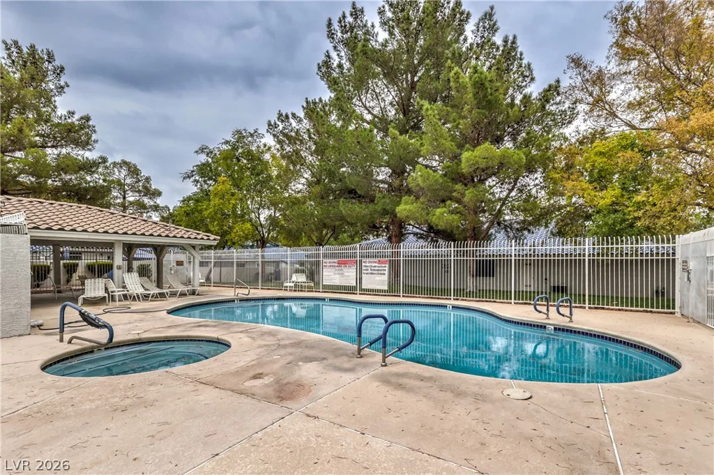 2041 Willowbury, Las Vegas, NV 89108