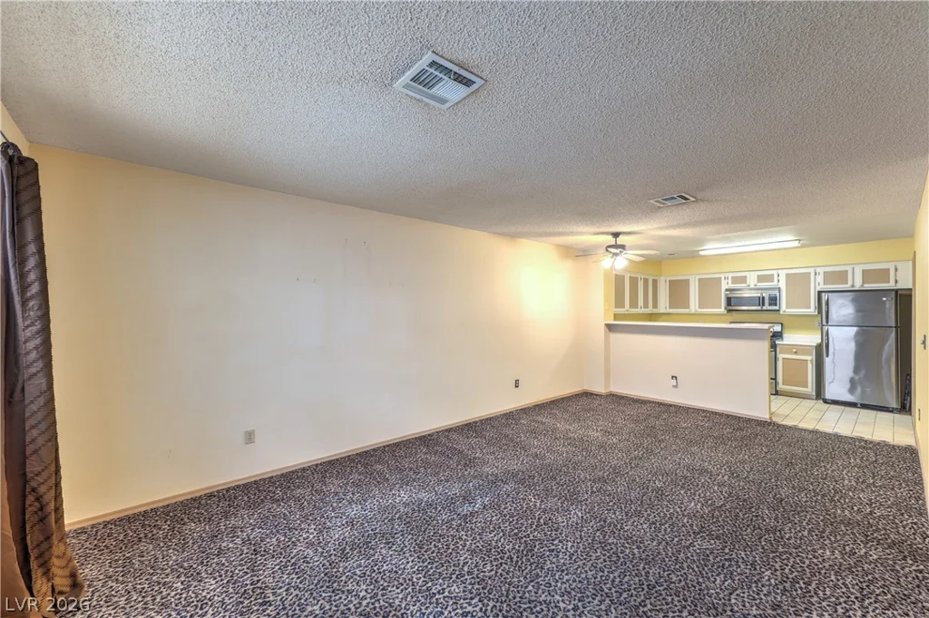 2041 Willowbury, Las Vegas, NV 89108