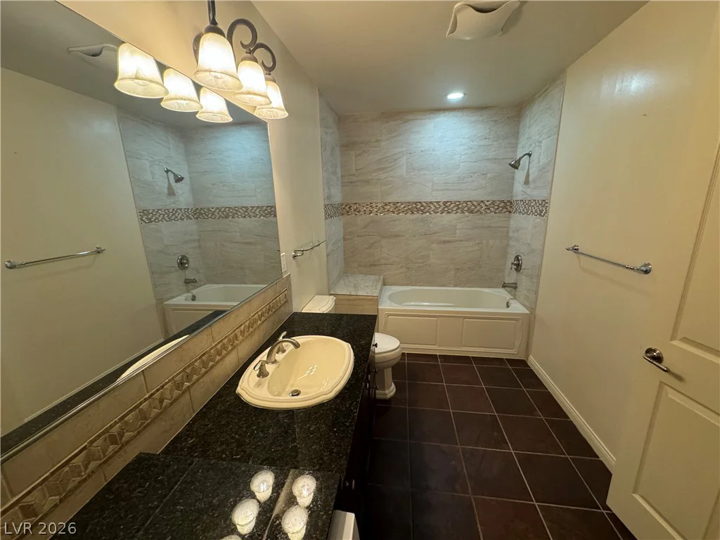2455 Serene, Las Vegas, NV 89123
