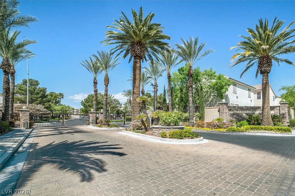9720 Ravine, Las Vegas, NV 89117