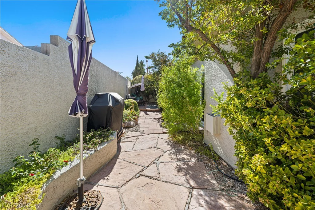 8901 Canyon Magic, Las Vegas, NV 89129