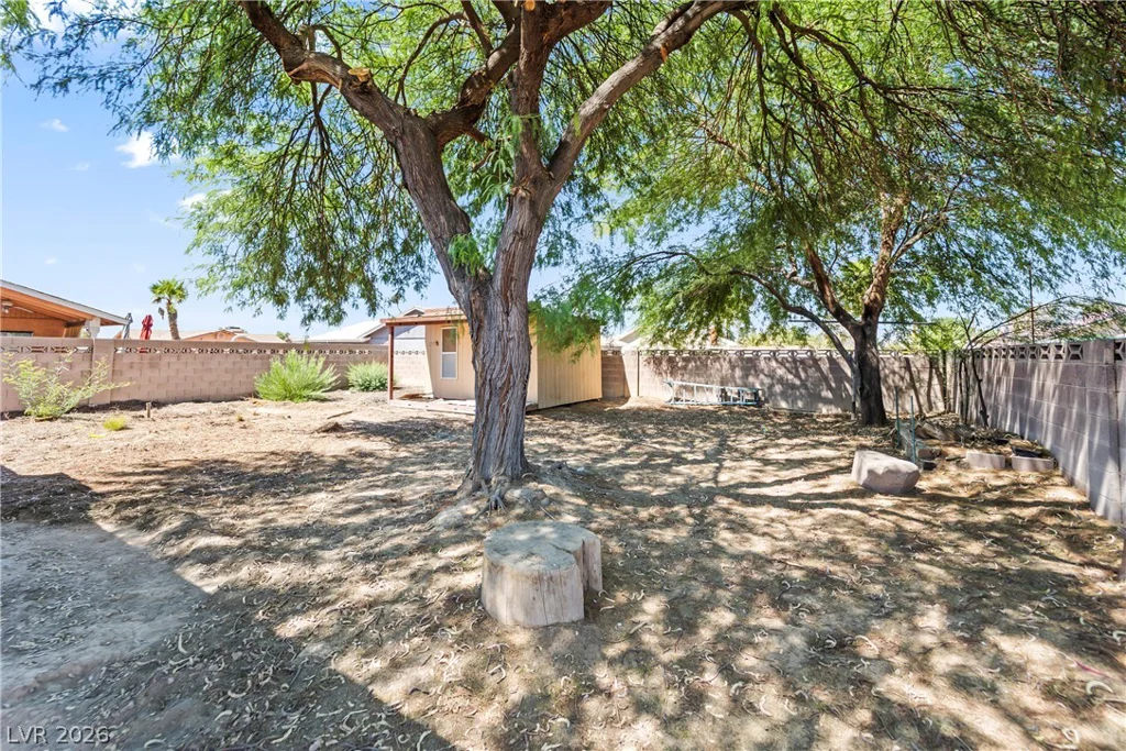 1849 Shagbark, Las Vegas, NV 89156