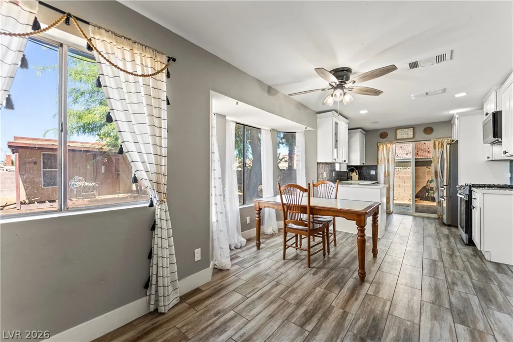 1849 Shagbark, Las Vegas, NV 89156