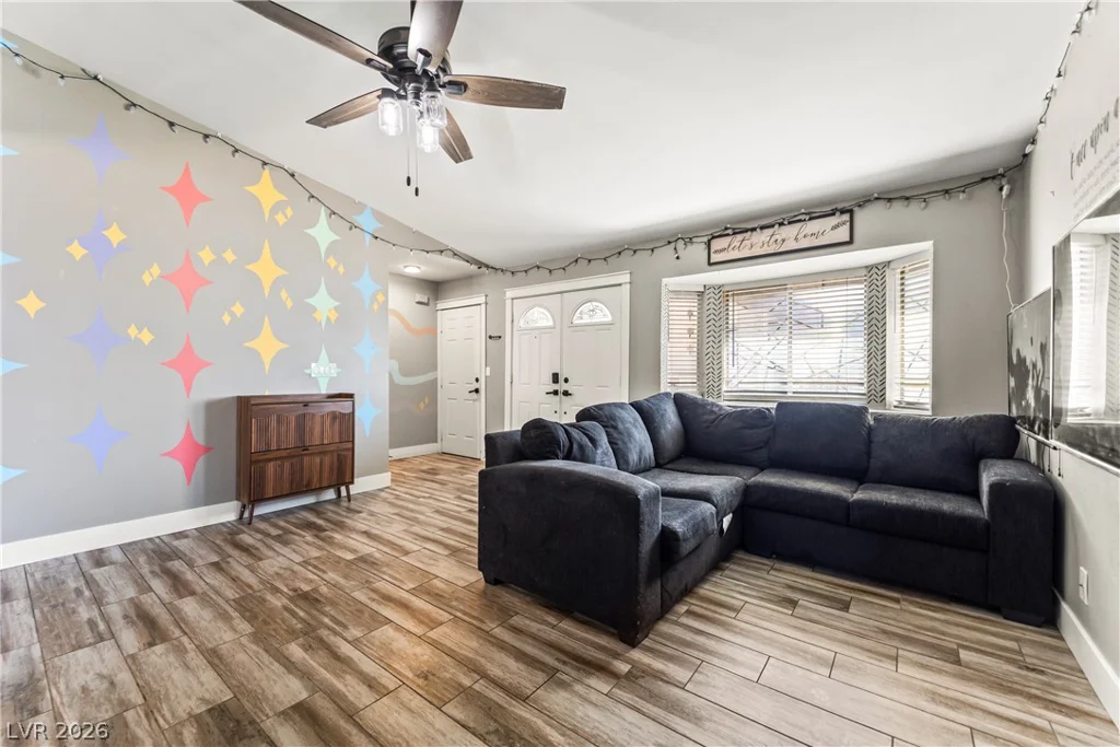 1849 Shagbark, Las Vegas, NV 89156