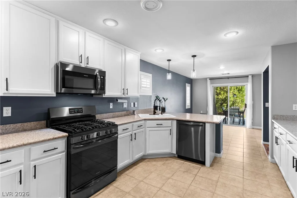 5590 Nimes, Las Vegas, NV 89141