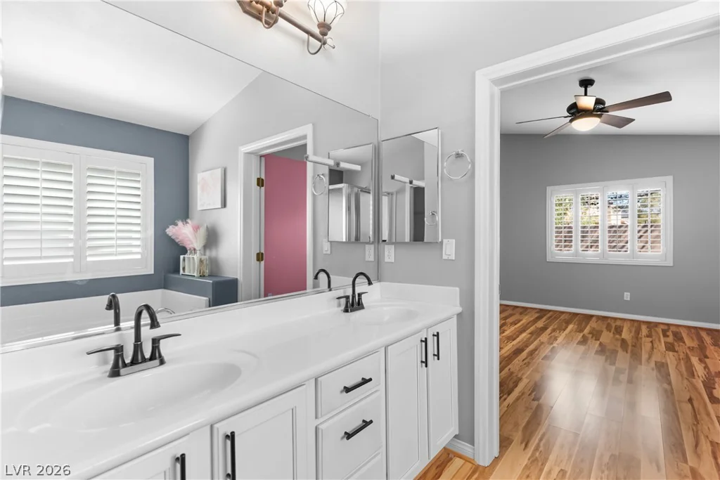5590 Nimes, Las Vegas, NV 89141