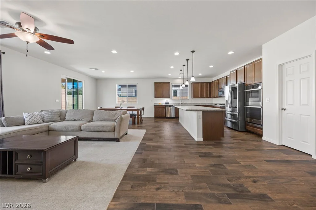 6721 Sycamore Pines, Las Vegas, NV 89149