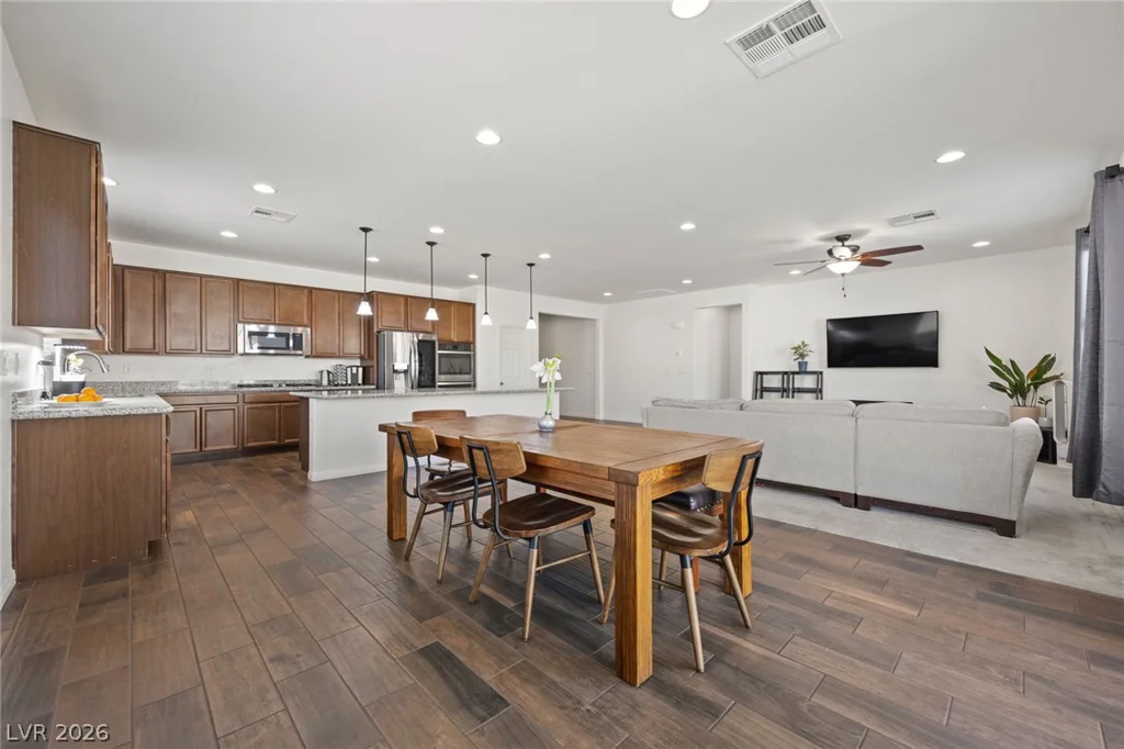 6721 Sycamore Pines, Las Vegas, NV 89149