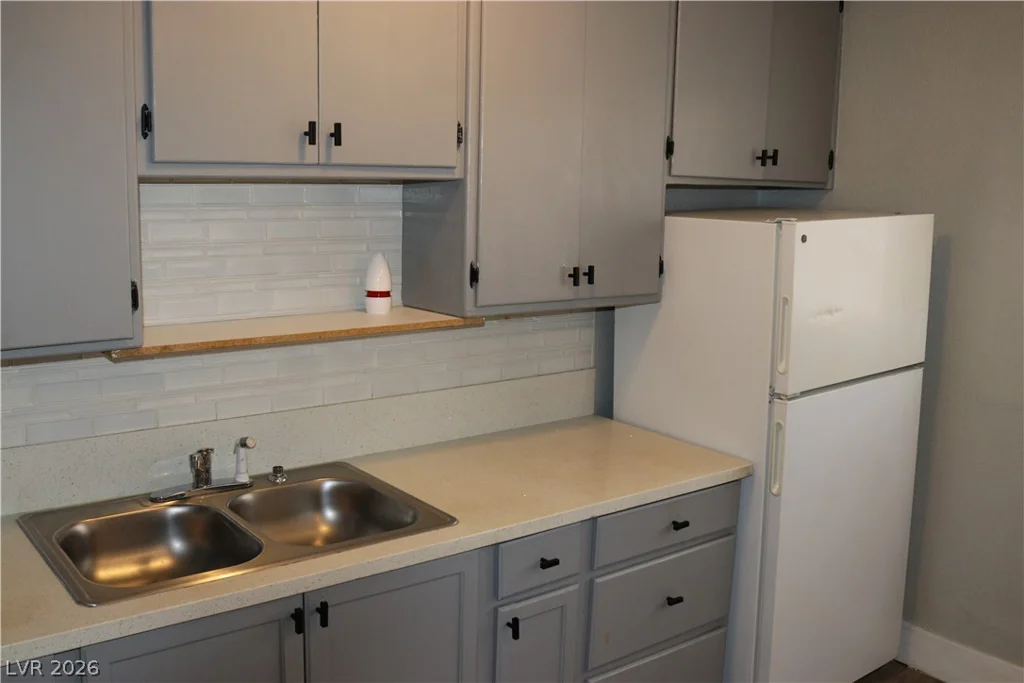 1828 Lewis, Las Vegas, NV 89101