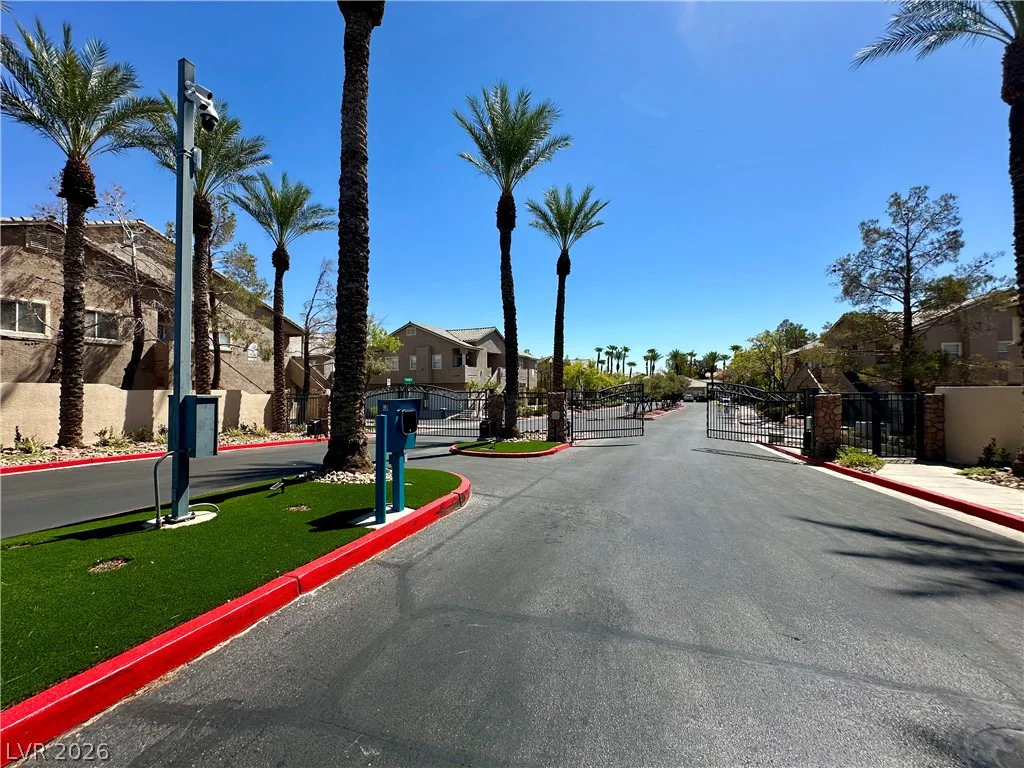 2100 Jade Creek, Las Vegas, NV 89117