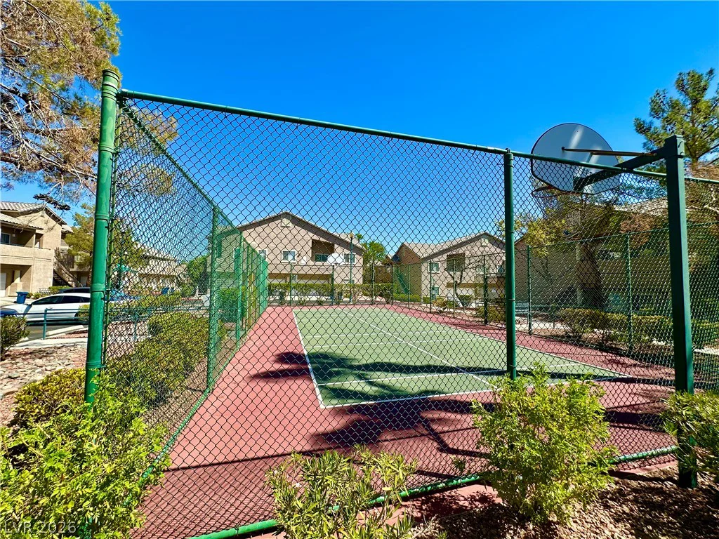 2100 Jade Creek, Las Vegas, NV 89117