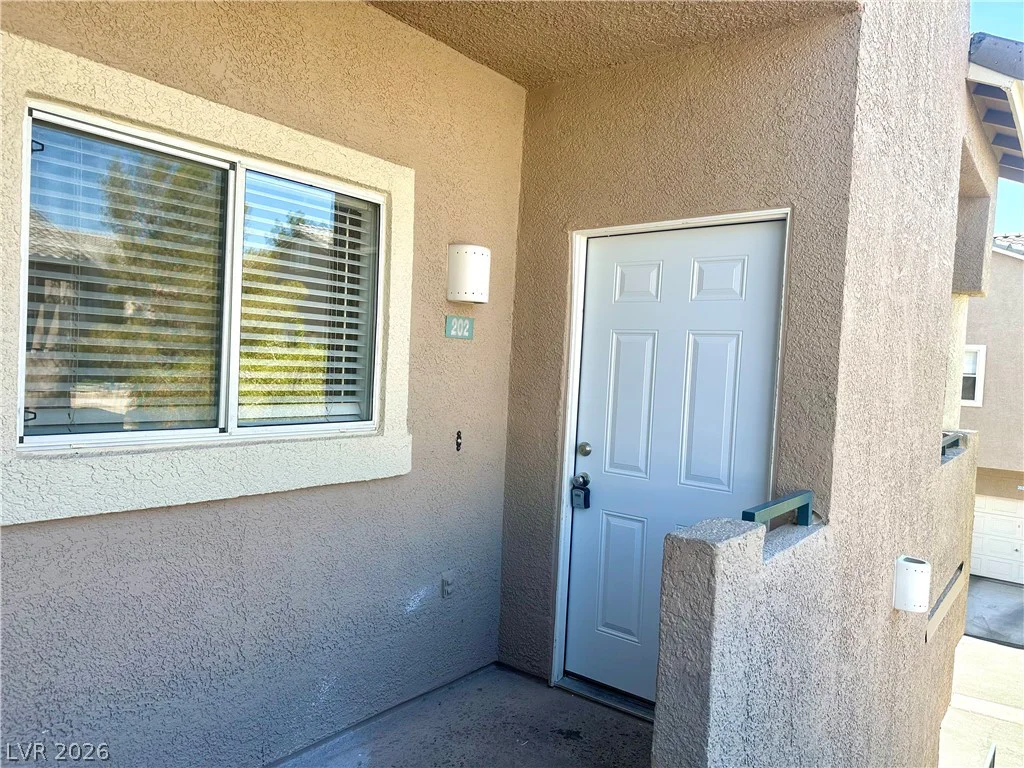 2100 Jade Creek, Las Vegas, NV 89117