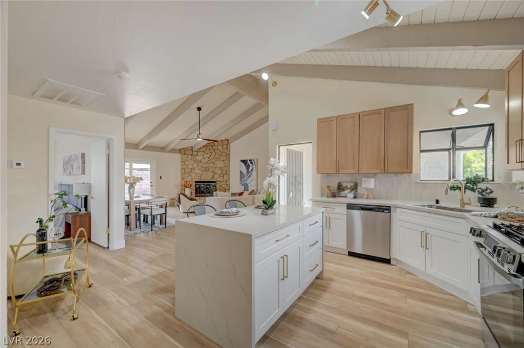 3195 Carmelita, Las Vegas, NV 89121
