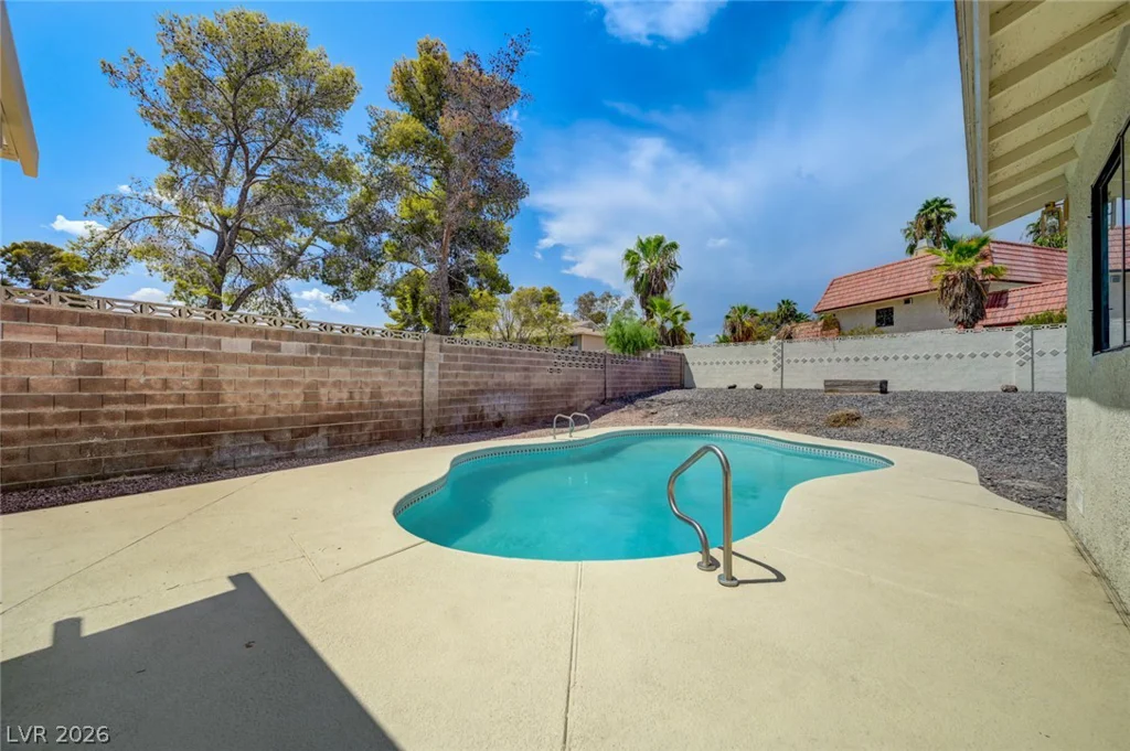 3195 Carmelita, Las Vegas, NV 89121