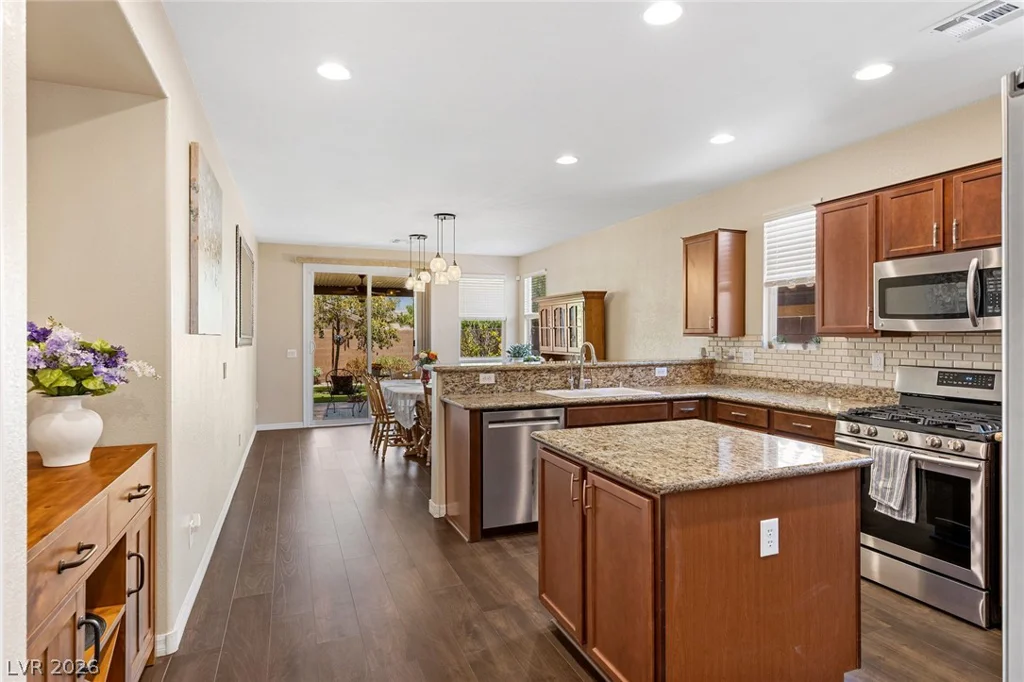 10420 Bays Mountain, Las Vegas, NV 89166