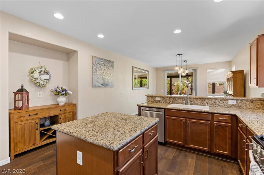 10420 Bays Mountain, Las Vegas, NV 89166