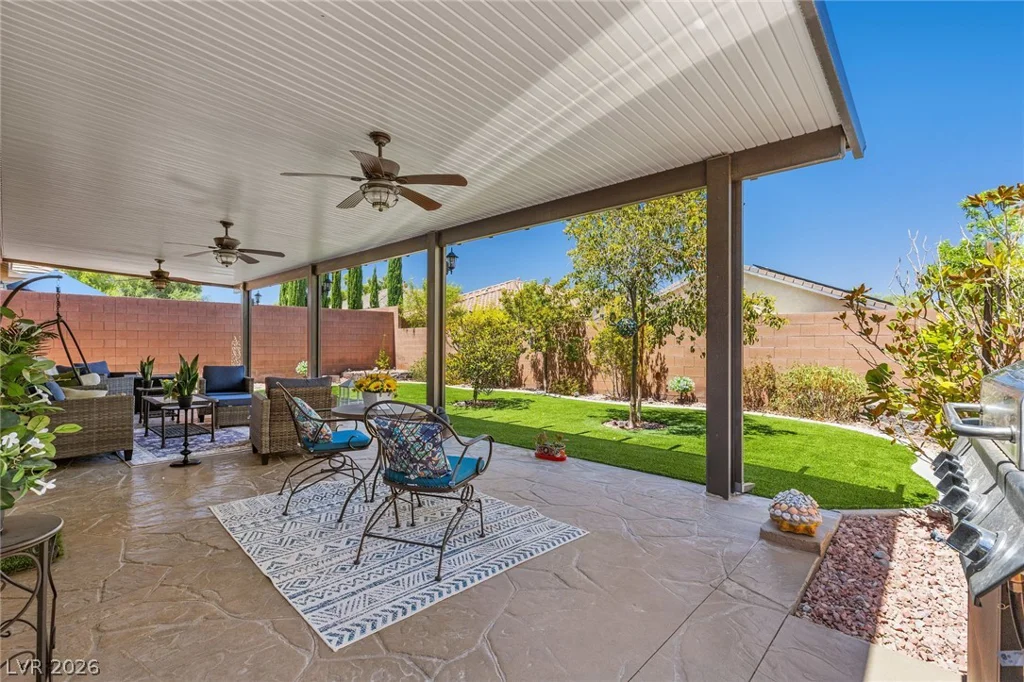 10420 Bays Mountain, Las Vegas, NV 89166