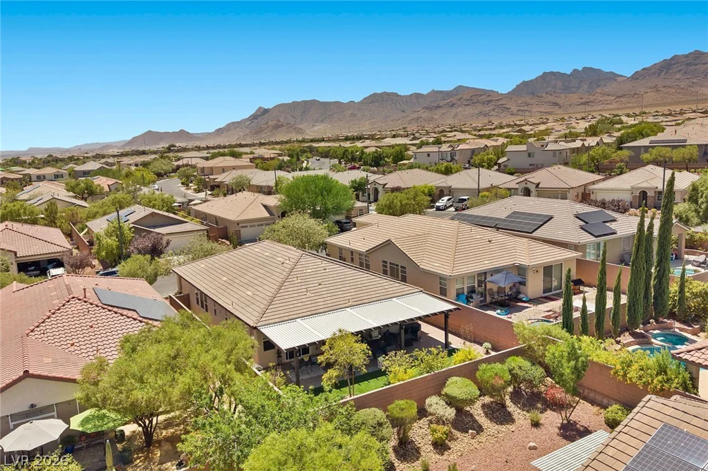 10420 Bays Mountain, Las Vegas, NV 89166