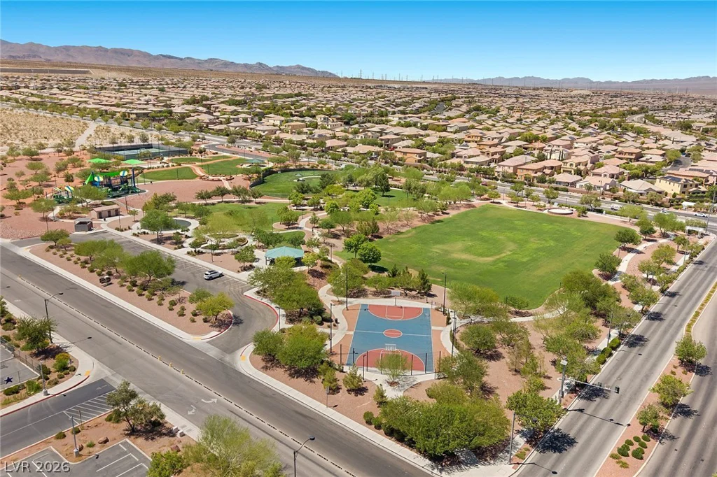 10420 Bays Mountain, Las Vegas, NV 89166