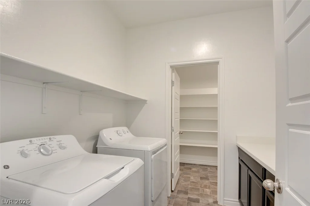 6808 Bayou Hollow, Las Vegas, NV 89156