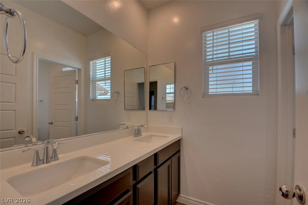 6808 Bayou Hollow, Las Vegas, NV 89156