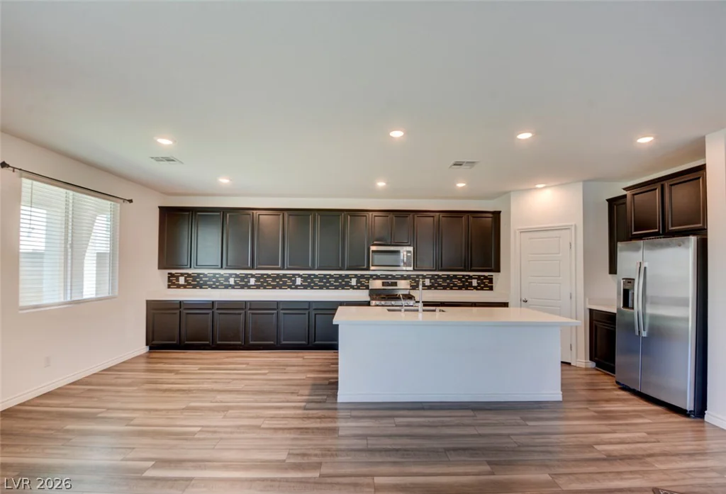 6808 Bayou Hollow, Las Vegas, NV 89156