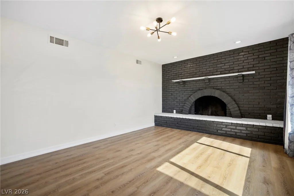 3955 Belhaven, Las Vegas, NV 89147