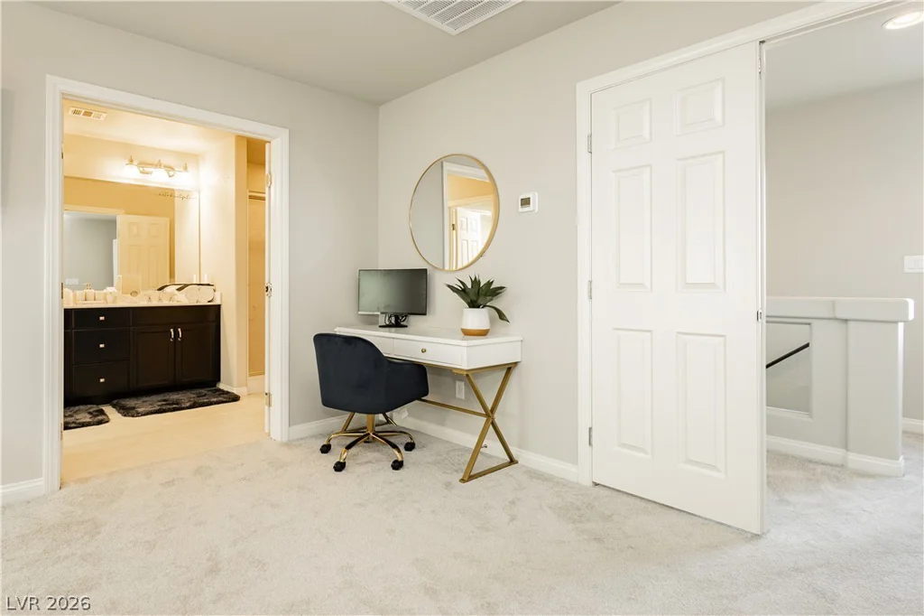 7056 Adler Falls, Las Vegas, NV 89118