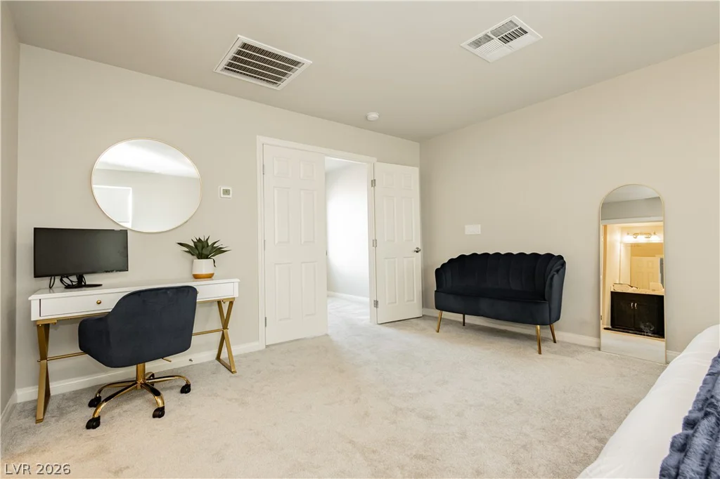 7056 Adler Falls, Las Vegas, NV 89118
